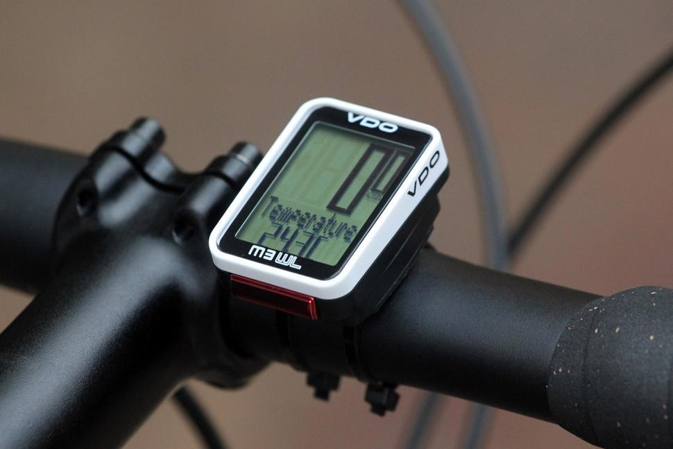 Vdo bike sale speedometer